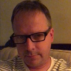 Meet your Posher, Jonathan